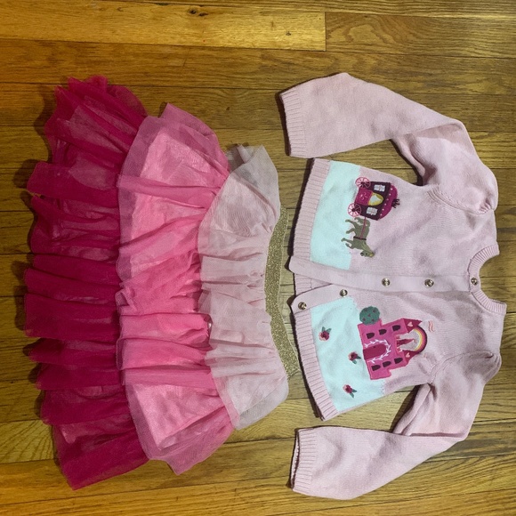 Princess sweater and skirt - Picture 1 of 2